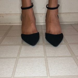 Black High Heel Shoes